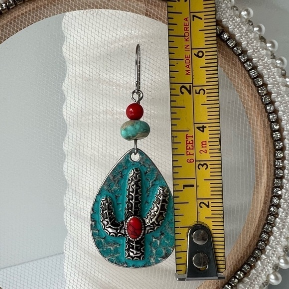 SOUTHWESTERN Cactus Earrings with Red Cabochon Stones - Picture 8 of 15